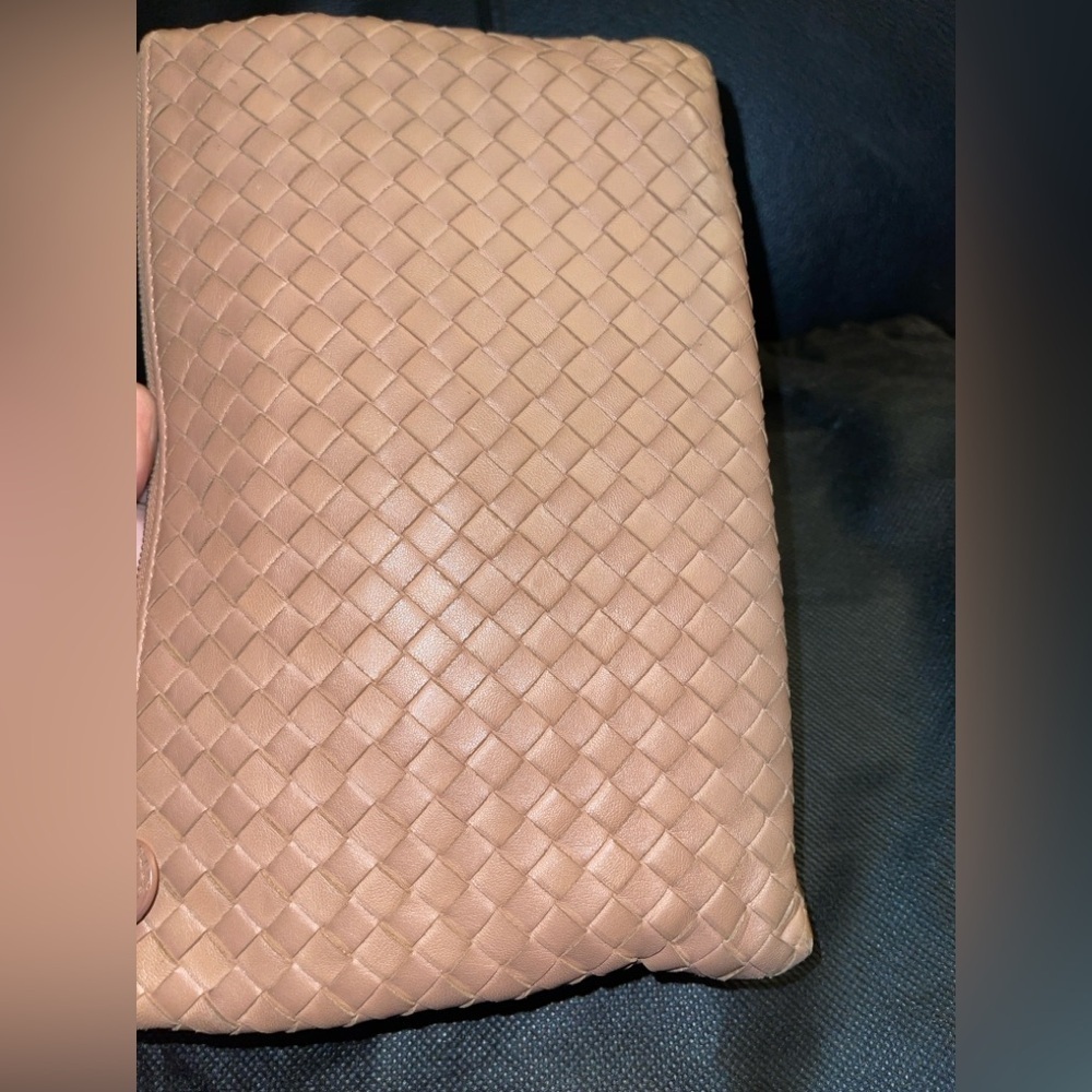 BOTEGA VANETA Intrecciato Dusty Rose Woven LAMBSKIN Clutch WITH ENTRUPY COA - Picture 5 of 16
